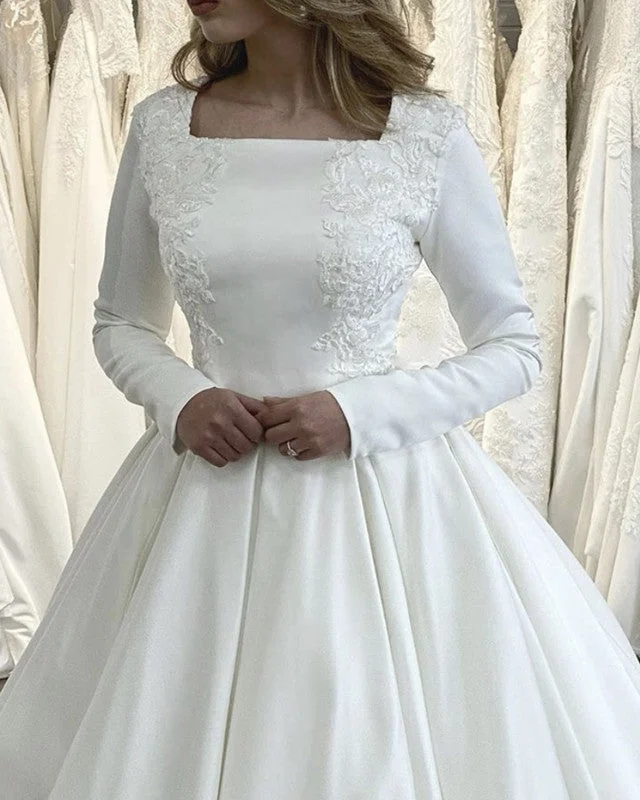 Modest Satin Wedding Dress Long Sleeves Lace Appliques Classic Bridal Gown