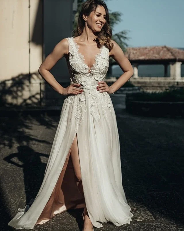 Summer Beach Wedding Dresses Lace V Neck Leg Split Elegant Bridal Gown