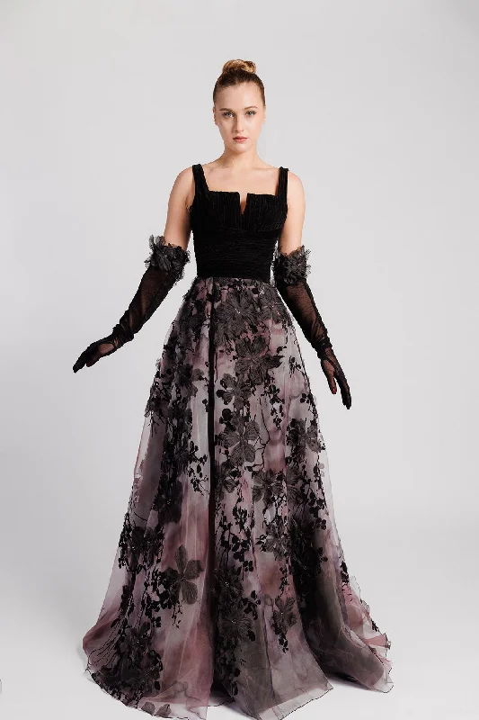 Sleeveless gown with floral embroidery and velvet accents Casual floral dresses