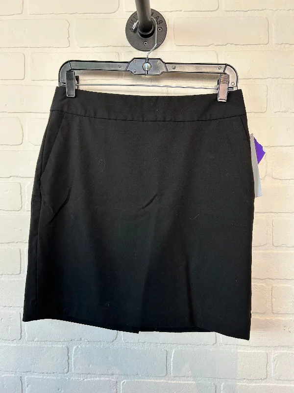 Black Skirt Mini & Short Banana Republic, Size 4petite Black Mini Skirt