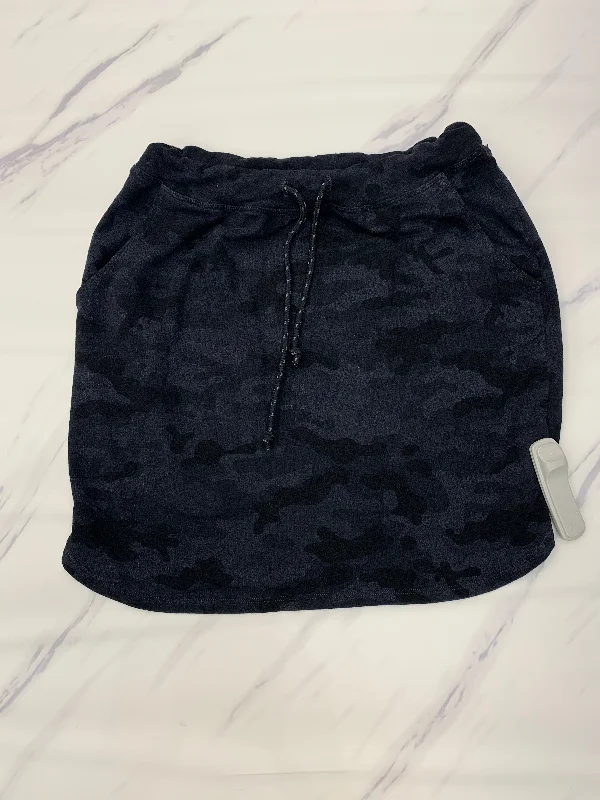 Skirt Mini & Short Evereve, Size M Long-sleeve Mini Skirt