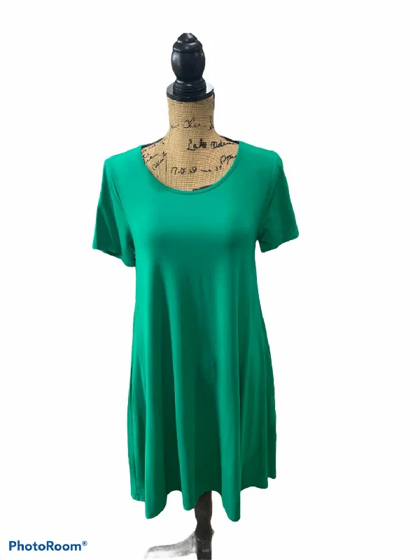 T Shirt Pocket Dress In Forest Green Casual Shirt Dress